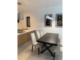 Apartment in Pender Place