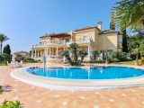 villa For Sale in Benahavis Andalusien SPAIN