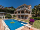Villas For Sale in Benalmádena, Málaga, Spain