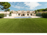 villa For Sale in Villeneuve-Loubet Provence-Alpes-Cote d'Azur FRANCE