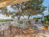 villa For Sale in Cannes Provence-Alpes-Cote d'Azur FRANCE