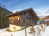 An immaculate 5 bedroom, 3 bathroom chalet in Morzine with garage and garden and an established rent