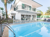 6 Bedroom House - Carcavelos 6 Bedroom House - Carcavelos
