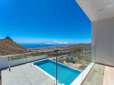 villa For Sale in Torviscas Alto, Santa Cruz Tenerife, Spain