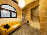 Cospicua, Converted 3 Bedroom Townhouse