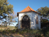 Mixed building with 1ha, located 7 km from Tomar, near the train station.