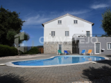 Large Detached 5/6 bedroom edge of town villa with swimming pool, stunning mountain views close to a