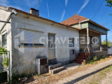 Property with old house and ruins, situated in quiet place.