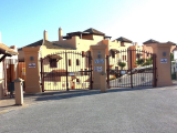 Apartment For Sale in Sitio de Calahonda, Málaga, Spain