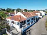 Detached 3-bedroom home with several annexes and land 10 minutes from Tomar, central Portugal
