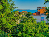 Sea view house with 4 bedrooms and 4 bathrooms, only 300 m from the beach, Sunny Beach