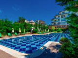 Pool View Apartment with 2 Bedrooms and 2 Bathrooms in Esteban, Nessebar