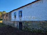 Set of 2 properties to recover in Martinchel, Central Portugal
