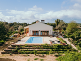 villa For Sale in Portimão Faro Portugal