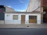 Townhouse For Sale in El Pinos/Pinoso, Alicante, Spain