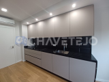 New 3 bedroomapartment with equipped kitchen and storage room in Tomar.