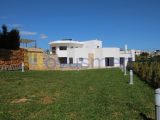 4 bedroom villa on the outskirts of Albufeira