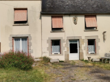House For Sale in La Croix-Hellean, Morbihan, France