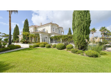 Spectacular Mansion with a unique location in Quinta do Lago