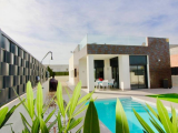 Villa For Sale in Pinoso, Alicante, Spain