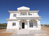 Villa For Sale in Pinoso, Alicante, Spain