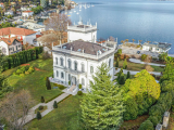 Villa For Sale in Lesa, Novara, Italy