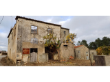 Old Stone House With Annex and land to reconstruct, in Cernache do Bonjardim