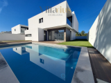 villa For Sale in Entroncamento Santarém Portugal