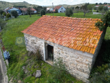 Set of two plots where there is a rural construction and a well for sale near Chãos, Ferreira do Zez