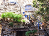 Small Stone Cottage In The Heart Of A Renowned Wine-Growing Village, Offering 70 M2 Of Fully Furnish