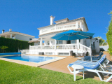 5 Bedrooms - House - Malaga - For Sale - R4453894