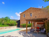 Stunning Stone Barn, Entirely Renovated To The Highest Standards, Offering 217 M2 Of Living Space Wi