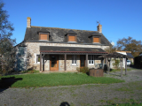 3 Bedrooms - House - Pays-De-La-Loire - For Sale - cj 807