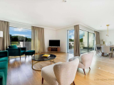 Apartment For Sale in Cascais e Estoril, Lisboa, Portugal