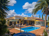 villa For Sale in Portimão Faro Portugal