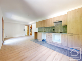 A brand-new high-quality 4 bedroom, 2 bathroom duplex apartment with parking and cave.