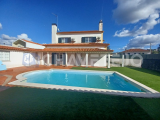 4 bedroom villa with swimming pool and annex for sale next to the Castelo do Bode Reservoir.
