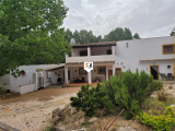 Cortijo For Sale in Loja, Granada, Spain