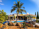 villa For Sale in Portimão Faro Portugal