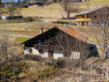 Traditional farmhouse to renovate in La Côte d’Arbroz with exceptional views.