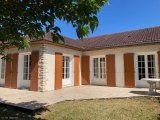 Bungalow For Sale in Ruffec, Charente, France