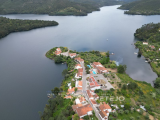 4 bedroom villa with swimming pool and annex for sale next to the Castelo do Bode Reservoir.