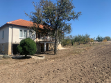 Fully Renovated house with а big garden, 50 mins drive to the beach