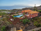 detached house For Sale in Acantilados de Los Gigantes, Santa Cruz Tenerife, Spain