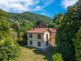 Villa For Sale in Lesa, Novara, Italy