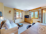 A delightful one bedroom apartment, with fabulous uninterrupted views,
in Samoens