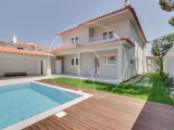 5 bedroom villa with pool in Cascais