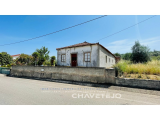 Spacious 1+1 bedroom countryside bungalow, with garage includes full approved planning permission, n