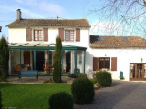 House For Sale in Sauze-Vaussais, Sauzé-Vaussais, France