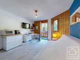 Pretty studio 19m2 with sunny balcony at the foot of the Nyon slopes